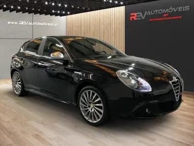 Vendo Alfa Romeo Giulietta 2010 - 9950 EUR, 272000 km - AUTO.MOTO.pt