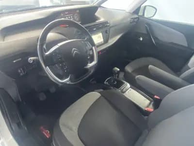 Vendo Citroën C4 Spacetourer 2019 - 12500 EUR, 142650 km - AUTO.MOTO.pt