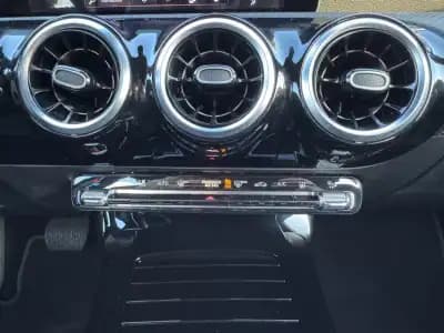 Sell Mercedes-Benz A 250 2021 - 24400 EUR, 95520 km - AUTO.MOTO.pt