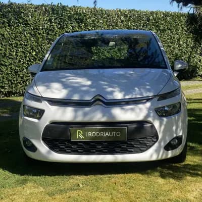 Vendo Citroën C4 Picasso 2016 - 13990 EUR, 168400 km - AUTO.MOTO.pt
