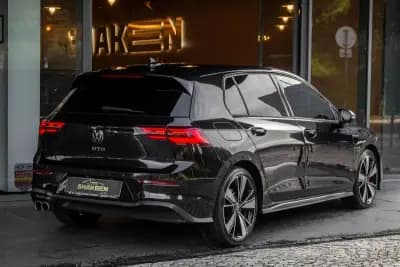 Vendo Volkswagen Golf 2022 - 34990 EUR, 72017 km - AUTO.MOTO.pt