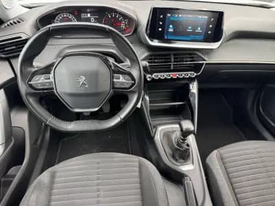 Vendo Peugeot 2008 2020 - 14790 EUR, 57344 km - AUTO.MOTO.pt