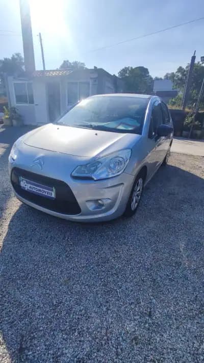 Vendo Citroën C3 2013 - 6897 EUR, 127989 km - AUTO.MOTO.pt