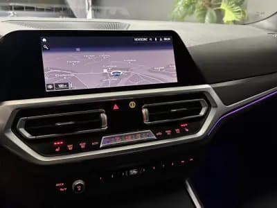 Vendo BMW 330e 2021 - 32490 EUR, 152987 km - AUTO.MOTO.pt