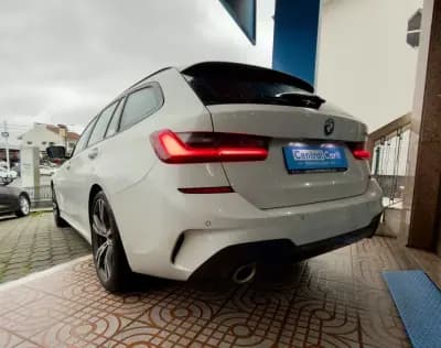 Vendo BMW 320 2022 - 31950 EUR, 89000 km - AUTO.MOTO.pt