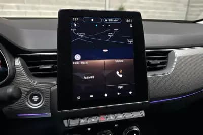 Sell Renault Arkana 2023 - 23450 EUR, 14050 km - AUTO.MOTO.pt