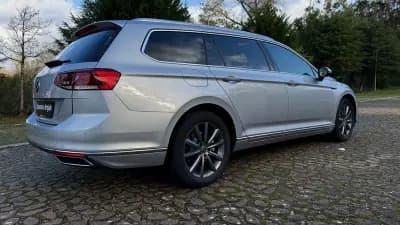 Vendo Volkswagen Passat Variant 2021 - 20900 EUR, 148000 km - AUTO.MOTO.pt