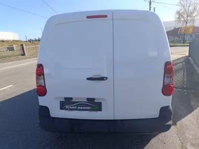 Sell Citroën BERLINGO 3 LUGARES 2017 - 9000 EUR, 220000 km - AUTO.MOTO.pt