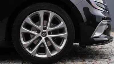 Sell Renault Mégane Sport Tourer 2019 - 16300 EUR, 123000 km - AUTO.MOTO.pt