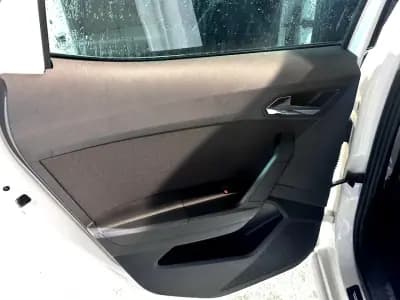 Vendo SEAT Ibiza 2017 - 13900 EUR, 89900 km - AUTO.MOTO.pt