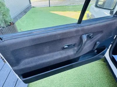 Vendo Volkswagen Polo 1992 - 7999 EUR, 130000 km - AUTO.MOTO.pt