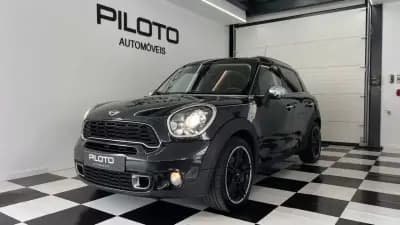 Vendo MINI Countryman 2011 - 12000 EUR, 195672 km - AUTO.MOTO.pt