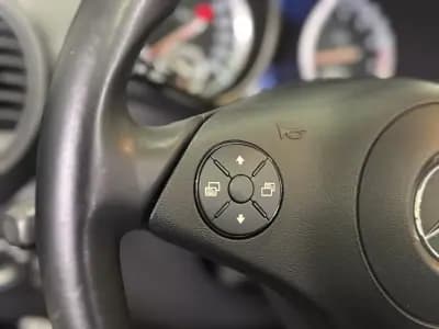 Vendo Mercedes-Benz SLK 200 2010 - 17950 EUR, 112597 km - AUTO.MOTO.pt