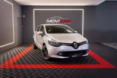 Vendo Renault Clio 2016 - 10900 EUR, 146780 km - AUTO.MOTO.pt