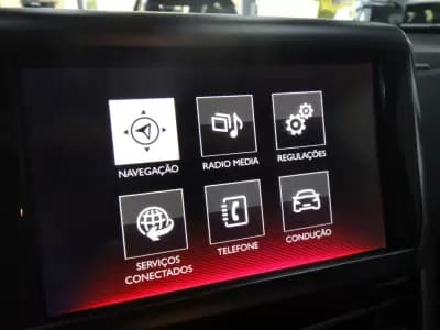 Sell Peugeot 2008 2017 - 11750 EUR, 65000 km - AUTO.MOTO.pt