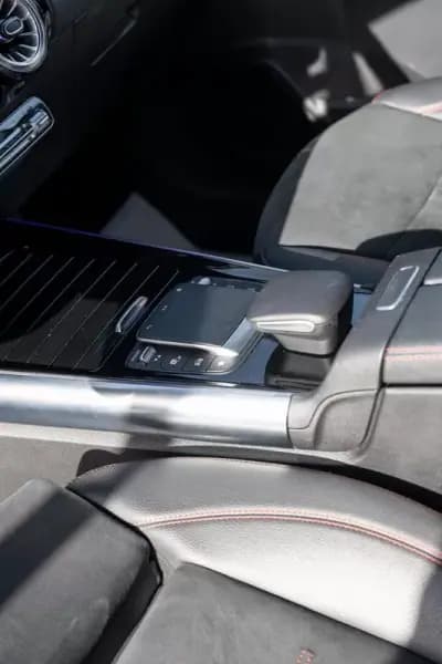 Vendo Mercedes-Benz B 200 2022 - 32900 EUR, 46000 km - AUTO.MOTO.pt