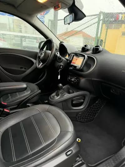 Vendo Smart ForFour 2018 - 13890 EUR, 89000 km - AUTO.MOTO.pt