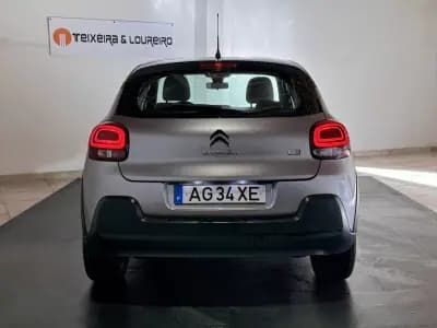 Vendo Citroën C3 2021 - 14750 EUR, 70231 km - AUTO.MOTO.pt