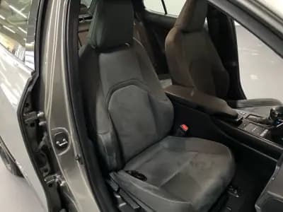 Vendo Lexus UX 250h 2021 - 24950 EUR, 126000 km - AUTO.MOTO.pt