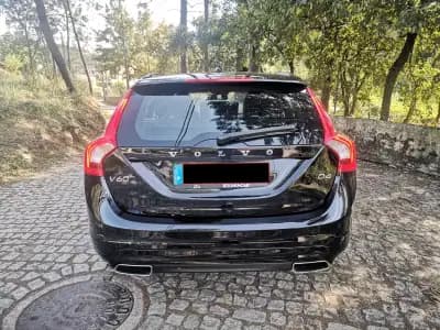 Vendo Volvo V60 2014 - 11750 EUR, 270000 km - AUTO.MOTO.pt