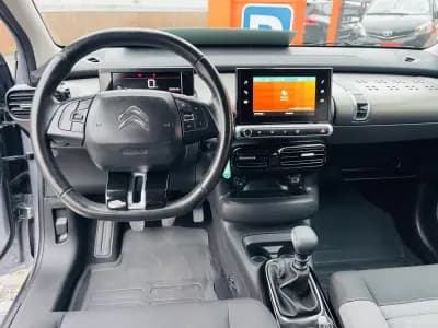 Sell Citroën C4 Cactus 2020 - 12950 EUR, 83540 km - AUTO.MOTO.pt
