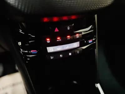 Sell Peugeot 2008 2013 - 9950 EUR, 134000 km - AUTO.MOTO.pt