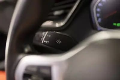 Vendo BMW 118 2021 - 23950 EUR, 152745 km - AUTO.MOTO.pt