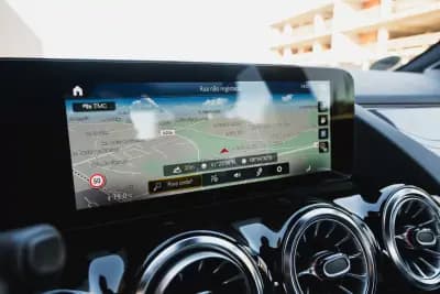 Sell Mercedes-Benz GLA 250 2022 - 35000 EUR, 107230 km - AUTO.MOTO.pt