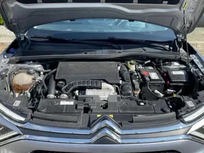 Vendo Citroën C4 2022 - 18450 EUR, 89000 km - AUTO.MOTO.pt