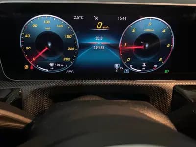 Vendo Mercedes-Benz A 180 2019 - 20950 EUR, 229500 km - AUTO.MOTO.pt