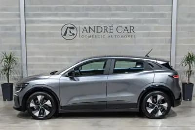 Vendo Renault Mégane E-Tech 2023 - 20950 EUR, 72823 km - AUTO.MOTO.pt