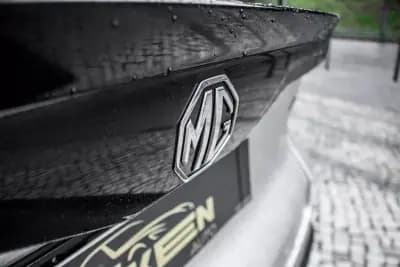 Sell MG MG4 2023 - 19450 EUR, 19778 km - AUTO.MOTO.pt