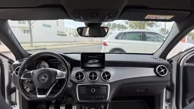 Sell Mercedes-Benz GLA 180 2017 - 24900 EUR, 64269 km - AUTO.MOTO.pt