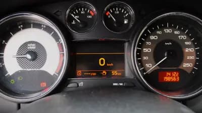 Vendo Peugeot RCZ 2012 - 12990 EUR, 198500 km - AUTO.MOTO.pt