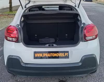 Vendo Citroën C3 2018 - 10990 EUR, 138500 km - AUTO.MOTO.pt