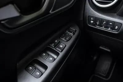 Sell Hyundai Kauai 2021 - 21800 EUR, 47318 km - AUTO.MOTO.pt