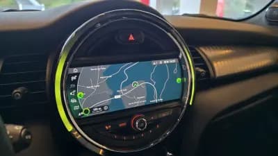 Vendo MINI 2019 - 24900 EUR, 114062 km - AUTO.MOTO.pt