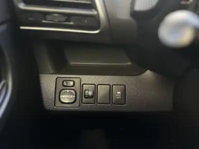 Sell Toyota Verso-S 2011 - 7990 EUR, 126450 km - AUTO.MOTO.pt