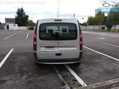 Sell Renault Kangoo 2013 - 9850 EUR, 241000 km - AUTO.MOTO.pt