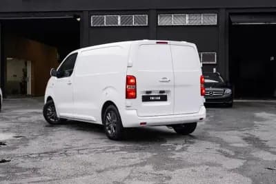 Vendo Citroën Jumpy 2017 - 15900 EUR, 145325 km - AUTO.MOTO.pt