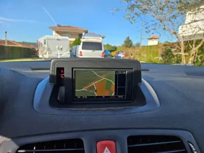 Sell Renault Mégane Coupe 2012 - 8750 EUR, 143620 km - AUTO.MOTO.pt