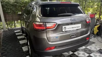 Sell Jeep Compass 2023 - 25000 EUR, 65000 km - AUTO.MOTO.pt
