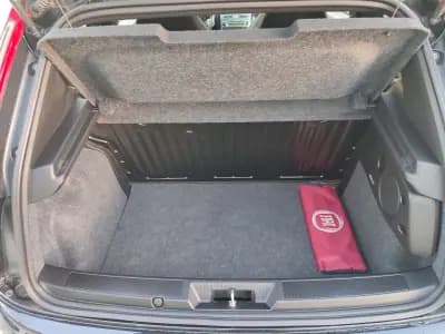 Vendo Fiat Grande Punto 2010 - 13900 EUR, 32000 km - AUTO.MOTO.pt