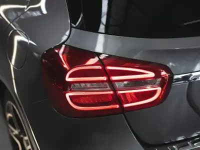 Sell Mercedes-Benz GLA 180 2016 - 23990 EUR, 126000 km - AUTO.MOTO.pt