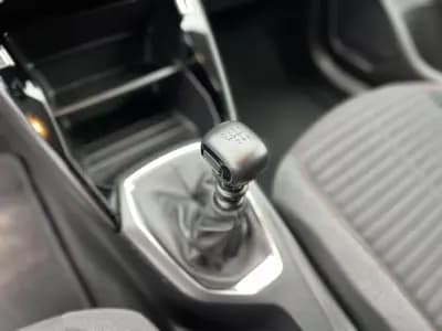 Vendo Peugeot 208 2023 - 13750 EUR, 62065 km - AUTO.MOTO.pt