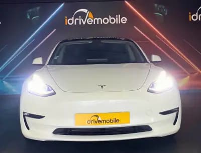 Vendo Tesla Model 3 2020 - 29900 EUR, 108726 km - AUTO.MOTO.pt