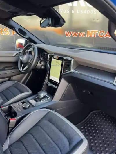 Vendo Volkswagen Amarok 2024 - 74900 EUR, 9880 km - AUTO.MOTO.pt