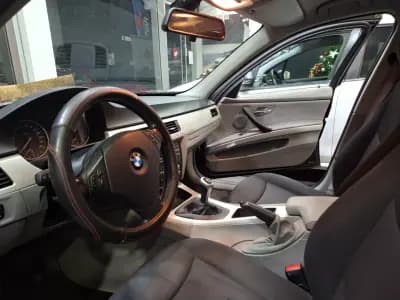 Sell BMW 318 2011 - 8900 EUR, 290000 km - AUTO.MOTO.pt