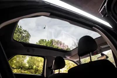 Sell Citroën C4 Cactus 2016 - 10550 EUR, 98640 km - AUTO.MOTO.pt