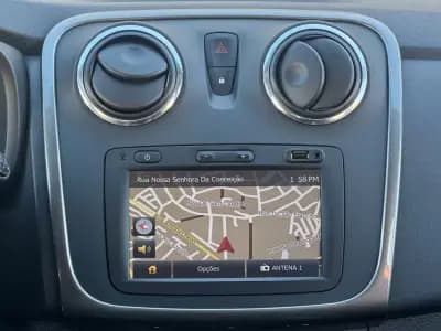 Vendo Dacia Sandero 2015 - 8950 EUR, 60000 km - AUTO.MOTO.pt